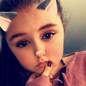 Meet your Posher, Briana